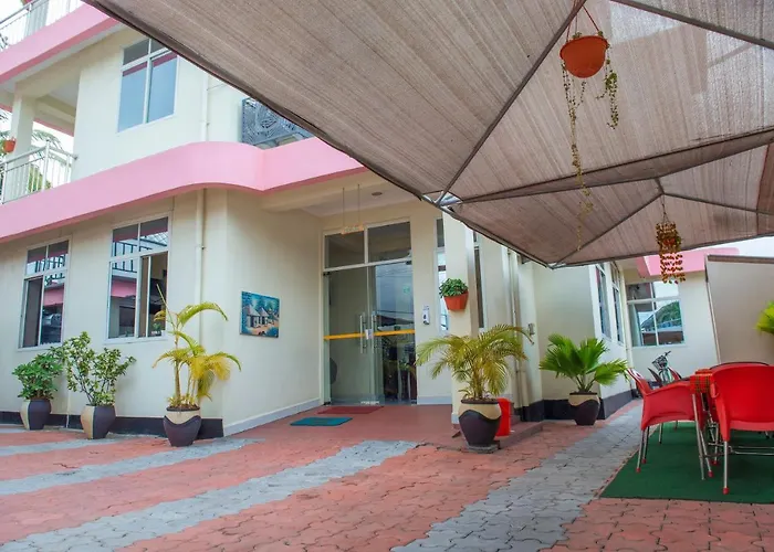 Airport Transit Lodges