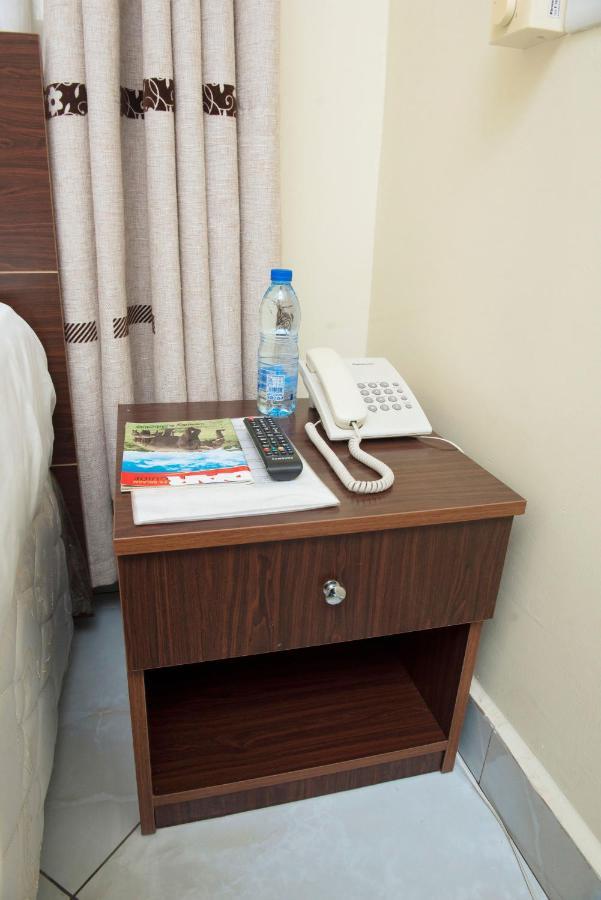 Airport Transit Lodge